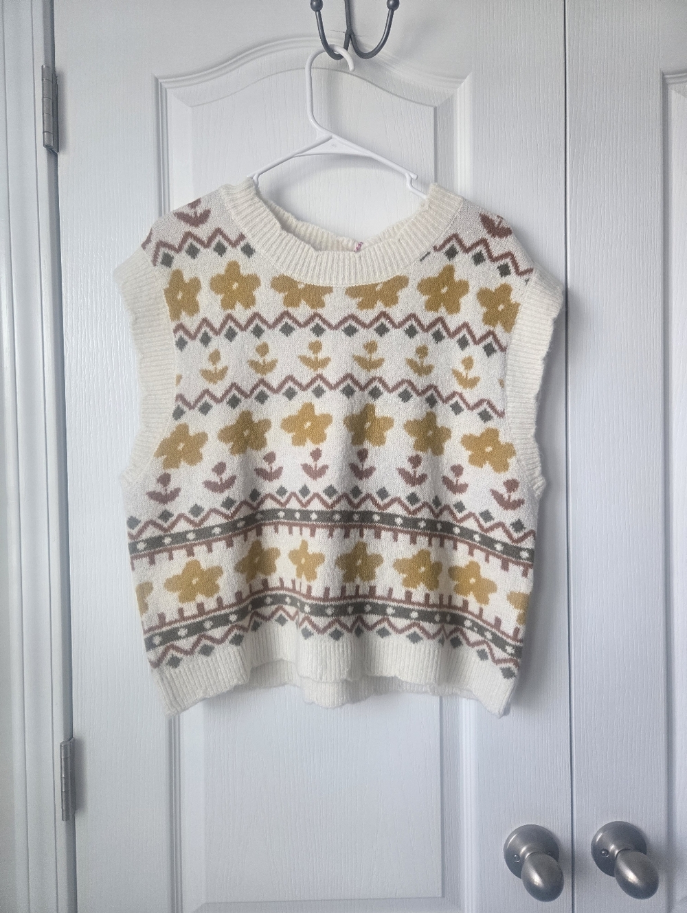 Umgee Floral Knit Sweater Vest - Cream & Mustard NWT